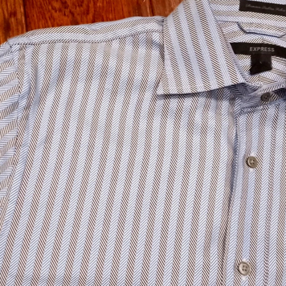 Express Shirt - Picture 4 of 7